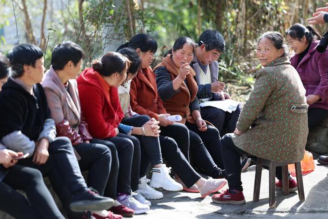 憋出百亿哪吒：我命由我不由天！学霸弃医从画遭群嘲！蜗15年(图2)