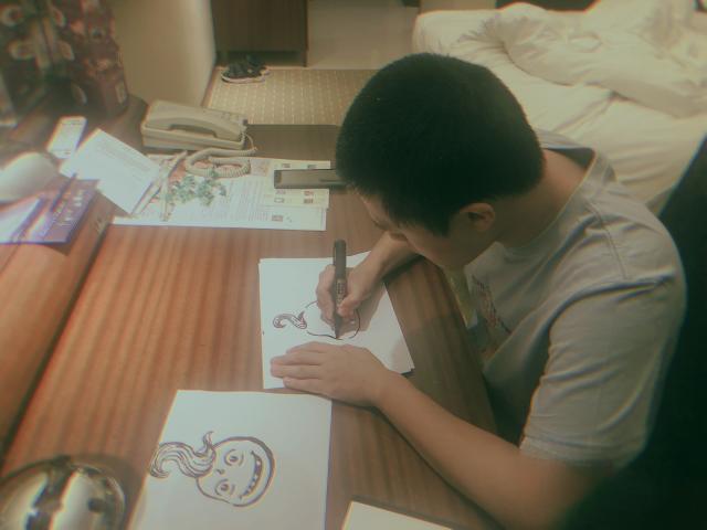 憋出百亿哪吒：我命由我不由天！学霸弃医从画遭群嘲！蜗15年(图5)