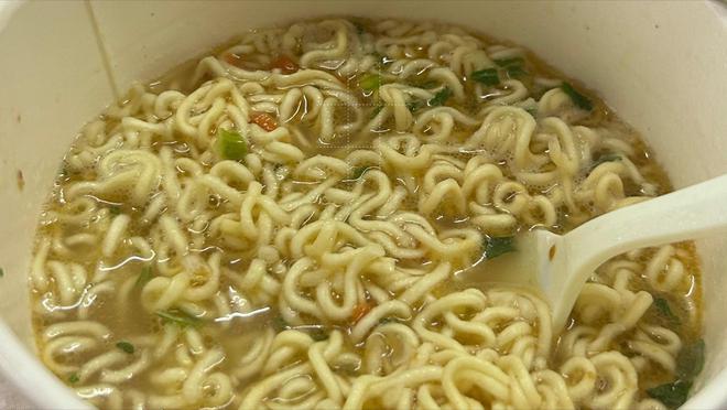 憋出百亿哪吒：我命由我不由天！学霸弃医从画遭群嘲！蜗15年(图7)